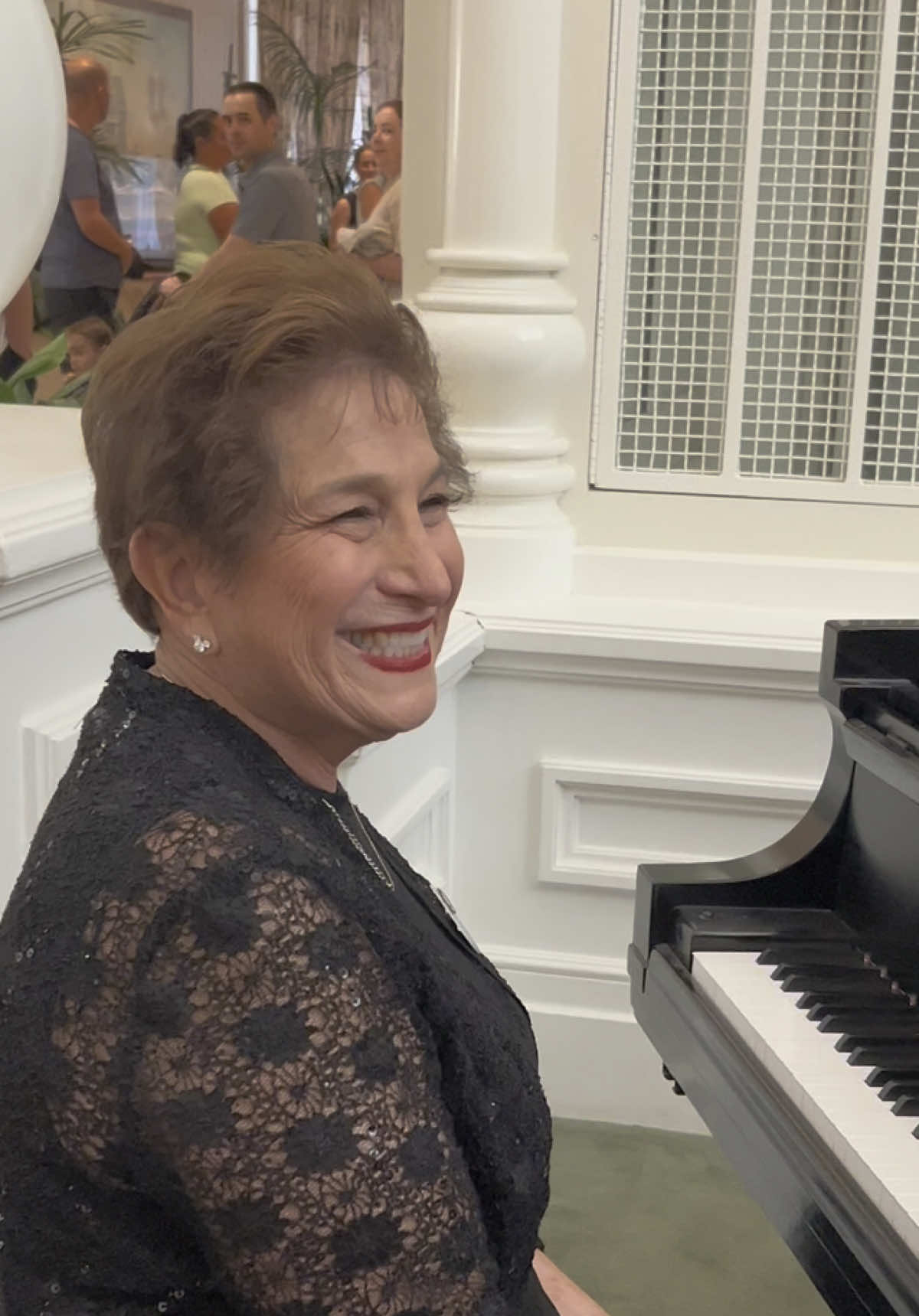 Carol entertained thousands with her beautiful music. Carol is a true gift and blessing in the world of musicians. #colorsoftbewind #pocohantas #pianist #pianistsoftiktok #grandfloridian #disneyworld #fypシ゚viral #magicparkmemories @Disney Parks 