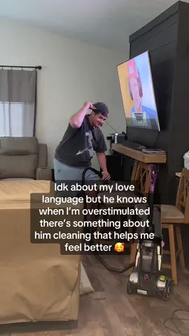 To be seen is to be loved and I love when he starts scrubbing things 🤣🤷🏼‍♀️ #husbandwife #adhd #adhdinwomen #adhdmom #marriedlifehumor @Corey 