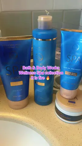 I got myself the true blue spa variance from the wellness spa collection of @Bath & Body Works and it has been an amazing addition to my shower routine! It cleanses and refreshes skin with a daily, gentle buff, you'll love it bcoz it is Infused with the good stuff (vitamin E, aloe and fruit enzymes). I love this collection!  I got the exfoliating body wash, the hand and foot spa along with the hand cream. It literally feels like you’ve been to the spa after! Highly recommended!  #bathandbodyworks #showerroutine #spa #spaexperience #bodywash #skincareroutine #beautyhacks #haul #fyp #foryoupage #viral #trending