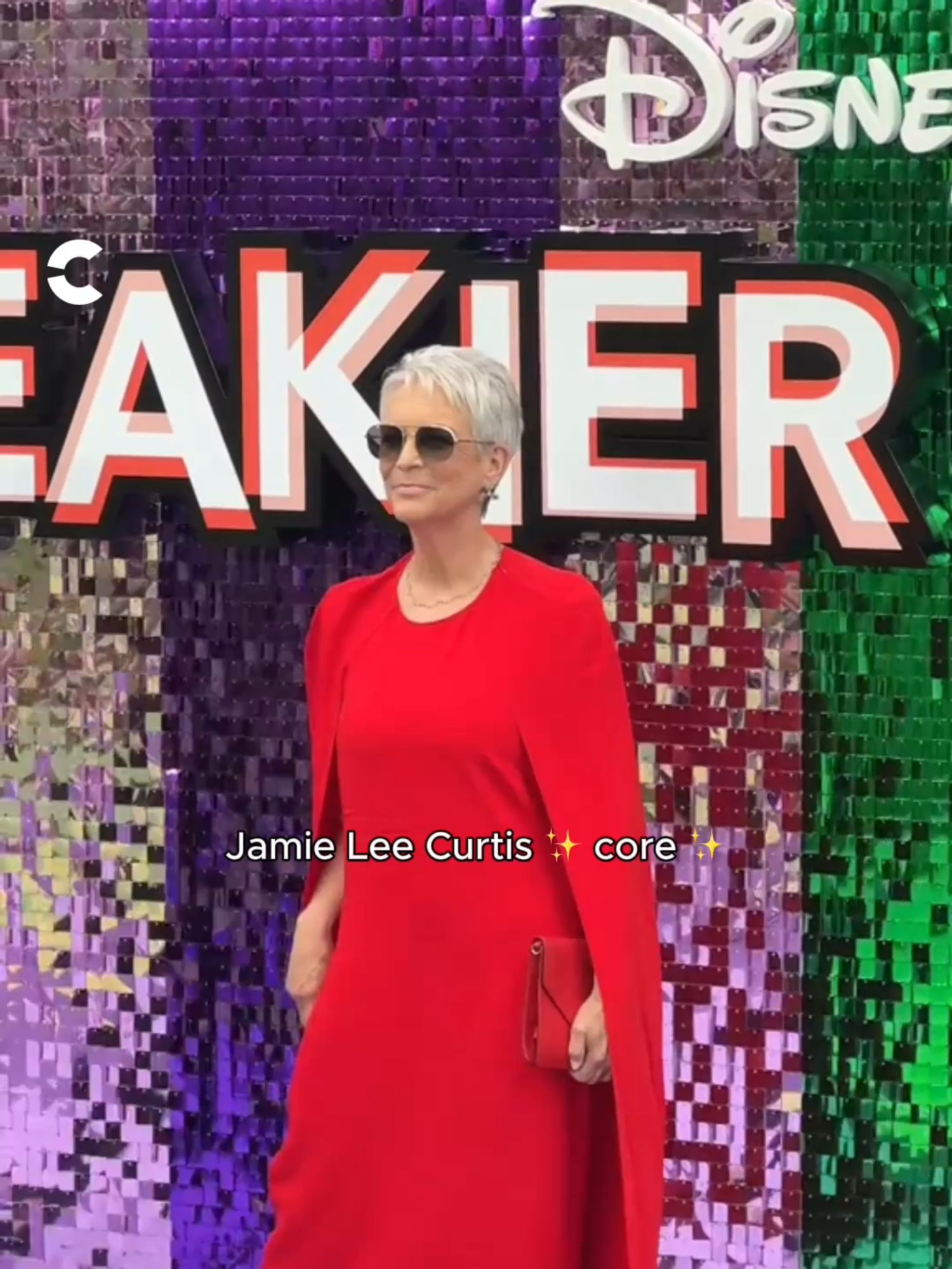 Jamie Lee Curtis: ¡mi corazón es tuyo por siempre! 💖😍 Recuerda que puedes verla mañana en Otro Viernes de Locos ¡por $29! Gracias a Qué Ofertón, en funciones antes de las 4 p.m. 🎬✨ #cine #cinépolis #pelis #películas #otroviernesdelocos #freakierfriday #jamieleecurtis #jamieleecurtiscore #core #tesscoleman #fyp #movies #edits #disney