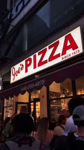 back in nyc so ofc i had to get joes pizza again 🍕🕷️ #spiderman #joespizza #newyork #marvel #mcu 
