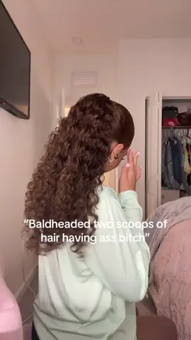 Like I may be a bitch but I’m definitely not baldheaded #fyp #viralvideo #viralvideo 