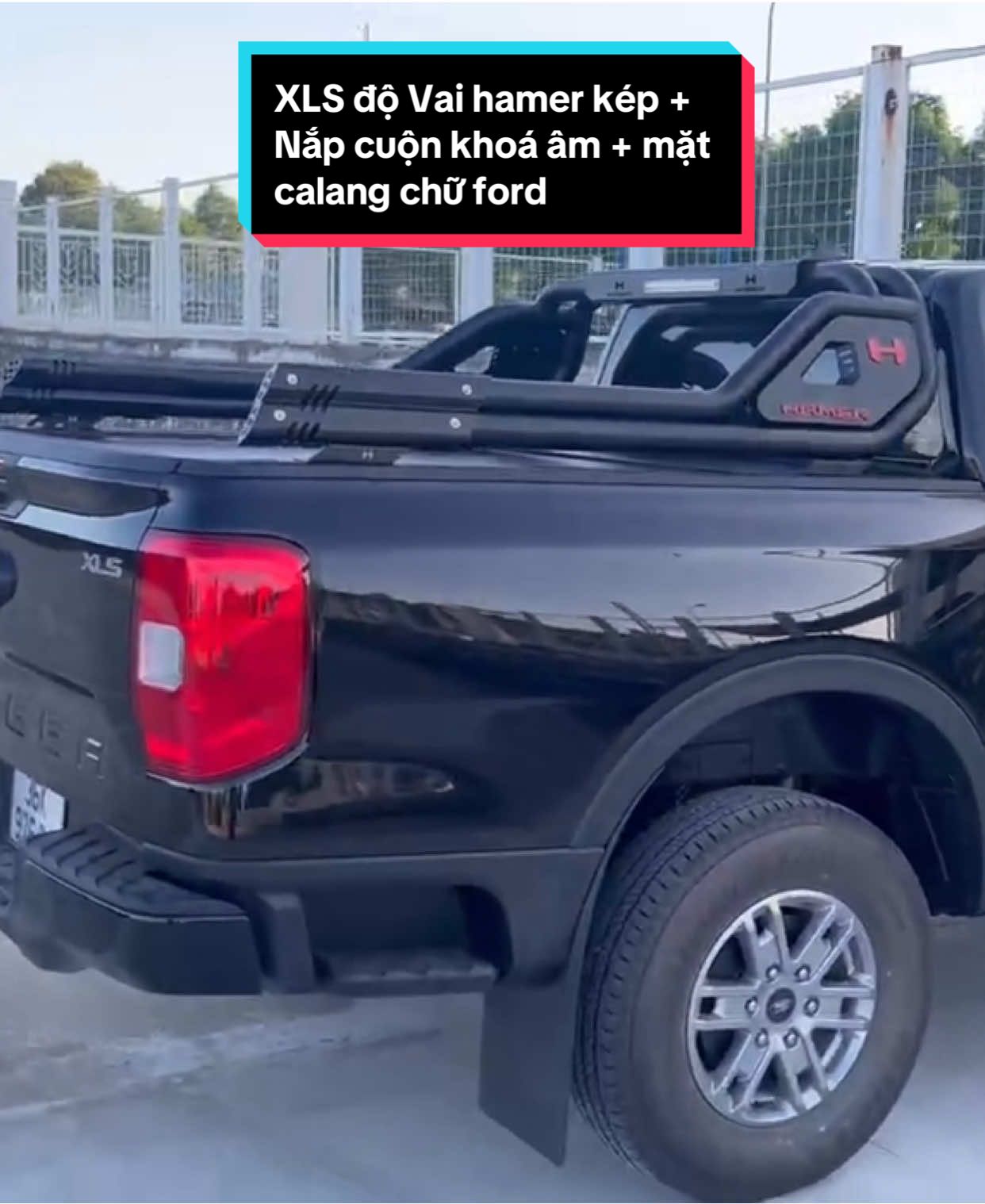 XLS mới tinh là phải độ liền , Update vai hamer kép , nắp thùng cuộn cơ khoá âm và mặt calang chữ ford 👉🛻 #victor4x4 #pickupline #hieudoxeford #doxe #doxechuyennghiep #fordnextgen #xls #raptor #fordrangerwildtrak 