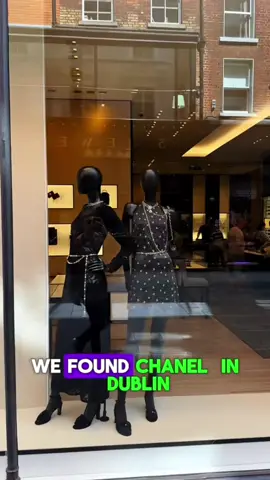 It’s like the hair gods and the full moon joined forces, whispering in the wind, “Today is the day.” The day that the universe aligns, the stars sparkle a little brighter, and @Bethenny Frankel finally sees and hears your legendary Chanel store story—because some moments are just too good to stay untold. @Brownthomasoffical  . . #chanel #istanbul #jenniferlopez #jlo #bethennyfrankel #chanelgate #dublin #thomasbrownofficial 