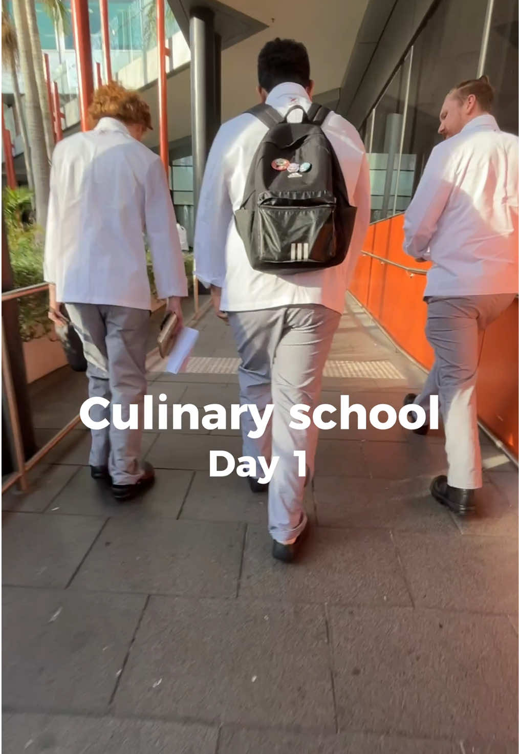 From home kitchens to culinary school in Melbourne — follow along for more kitchen chaos 🍳🇦🇺 #cheflife #culinarystudent #culinaryschool #internationalstudent #17yochef #dayinmylife 