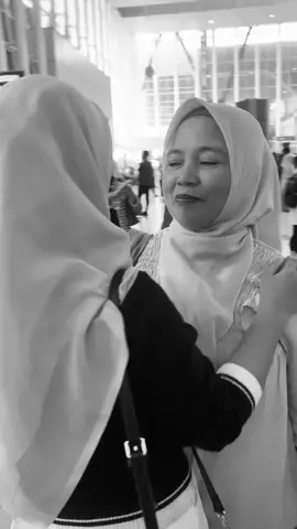 airport goodbyes will always be the hardest part