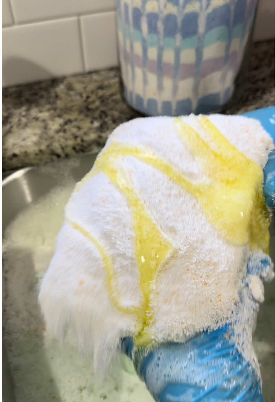 🌈🫧🧺PART TWO OF MY APPRECIATION VIDEO🫧🧺🌈  If you want to see all the powders used please see my last video  @SudsOhSuds   I would say I could smell Ariel and Tide the most, but this combined so so well! It smelled fantastic! 😉🤩 Stay tuned for the third and last part where I will be doing pours from the piece of art you see in the background 🌈😆  #squeezetok #spongetok #fyp #CleanTok #asmr #laundrytok #laundryasmr #foryoupage #cleantiktok #spongesqueezing #laundrypowder #overload #cleaning  #viraltiktok #cleaningtiktok #satisfyingvideos #laundry #laundryoverload 