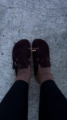 #fall #fallvibes #fallfashion #fallaesthetic #fallshoes #fallshopping 