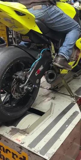 BMW S1000RR 2014 !!! 📈📈 + 💥💥 + 🔥🔥 #ecuflash #ecuflashing #dyno  #s1000rr #bmw #2014 #honduras #guate #performance #afr @Enrique Echeverría 💻