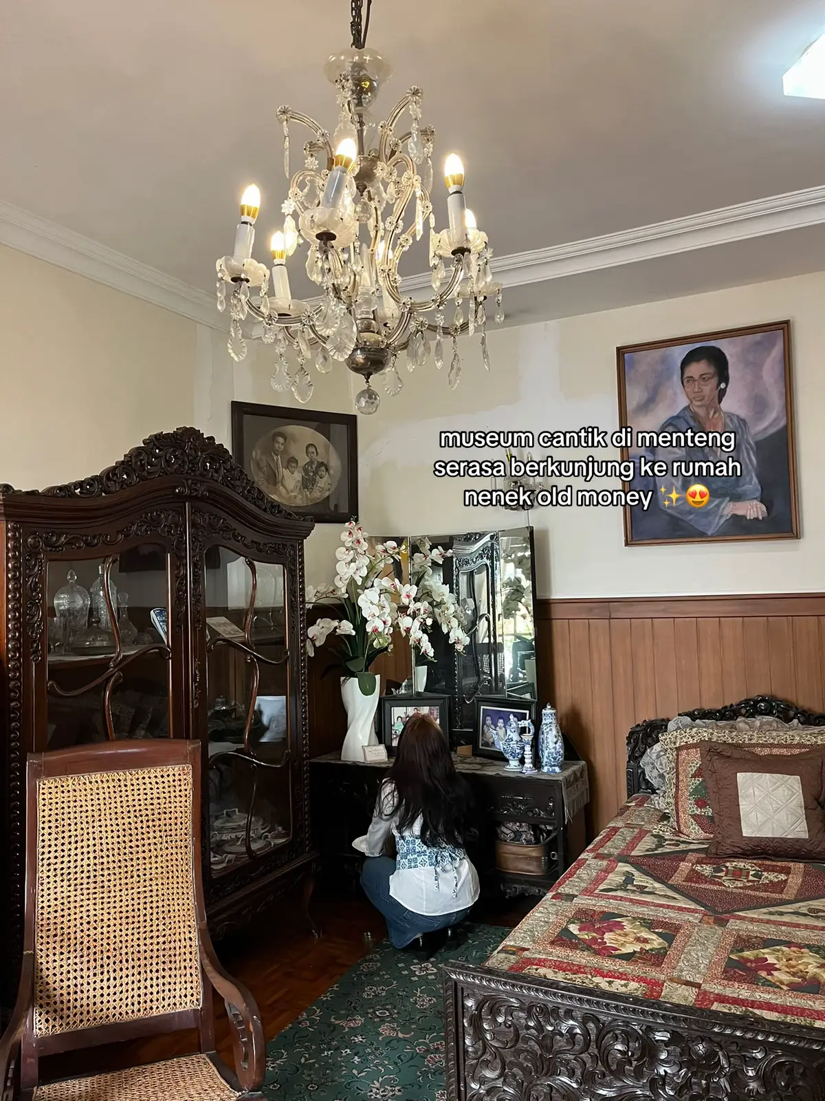 Siapa sangka, di Menteng ada museum cantik yang penuh cerita perjuangan perempuan Indonesia 🕊️✨ Tutty Heraty Museum dulunya adalah rumah sang aktivis dan filsuf perempuan, Tutty Alawiyah Heraty Noerhadi-Roosseno. Sekarang jadi ruang seni & sejarah yang bikin hati hangat 💗 #museum #jakarta #rekomendasi #sejarah 
