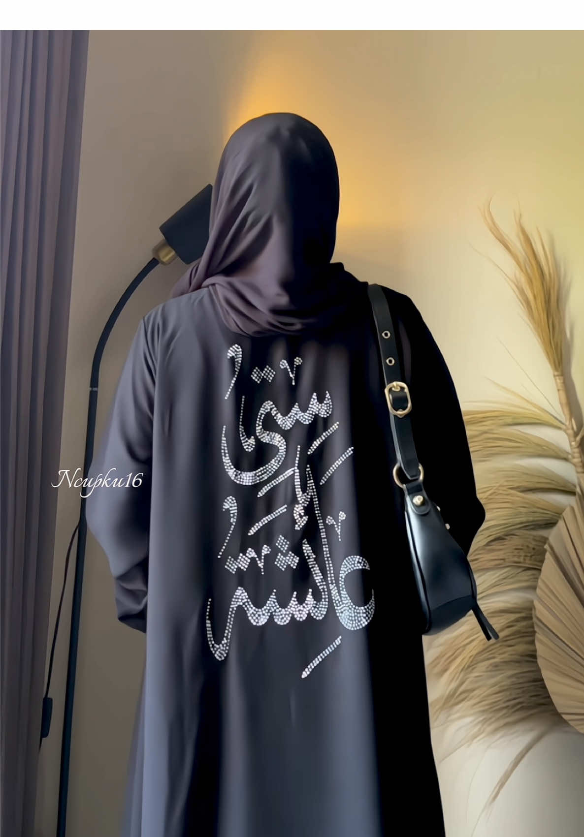 Abaya kaligrafi 🫶🏻✨ #abaya #abayastyle #abayagirls #abayafashion #abayakaligrafiarab 
