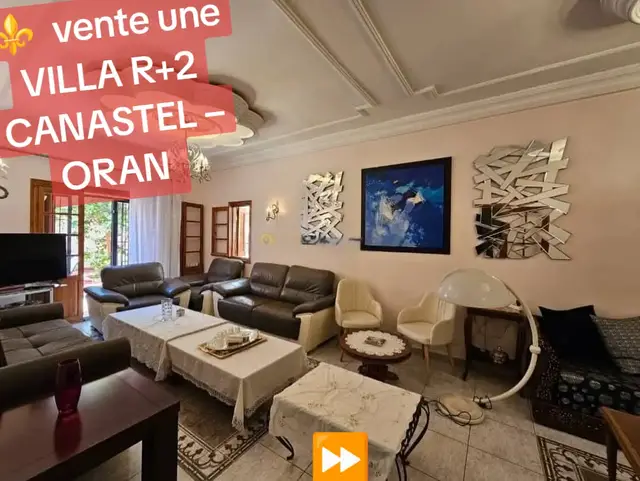 ⚜️ Chahïne immobilier met en vente une VILLA d'une superficie de 216,5 m² en R+2 avec jardin et terrasse à CANASTEL – ORAN  avec les caractéristiques suivantes  🔹 Rez-de-chaussée : ✨ Un grand salon lumineux ouvert sur le jardin. ✨ Une cuisine équipée (bois hêtre et plan de travail en granit) avec coin salon, également ouverte sur le jardin. ✨ Un WC indépendant. ✨ Un garage. 🔹 1er étage : ✨ Quatre chambres, dont : ✨ Une grande chambre avec placard encastré ✨ Une chambre avec placard encastré et balcon ✨ Une grande chambre avec placard encastré et terrasse ✨ Une petite chambre, idéale comme bureau ou chambre d’enfant avec armoire ✨ Une salle de bain avec hammam ✨ Un WC indépendant 🔹 2ème étage : ✨ Une grande chambre avec deux placards encastrés ✨ Une grande terrasse • Commodités : ✨ Une bâche d’eau en sous-sol de grande capacité. ✨ Interphone + Vidéophone ✨ Caméras de surveillance + alarme. ✅ Prix de vente : 7 milliards  ✅ Frais d'agence: 1 % ☎️ 06.70.38.15.26 ☎️ 07.76.48.70.58 #LocationOran #oranvente #maravale #centrevilleOran #venteimmobiliere #Gomita #oran 