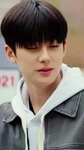 timur ke barat hanya dia yg ku suka🤣🤣🤣#kimminkyu #leeeunsaem #yeri #bicthxrich #drakorterbaru #drakor2025 #drakorrekomendasi 