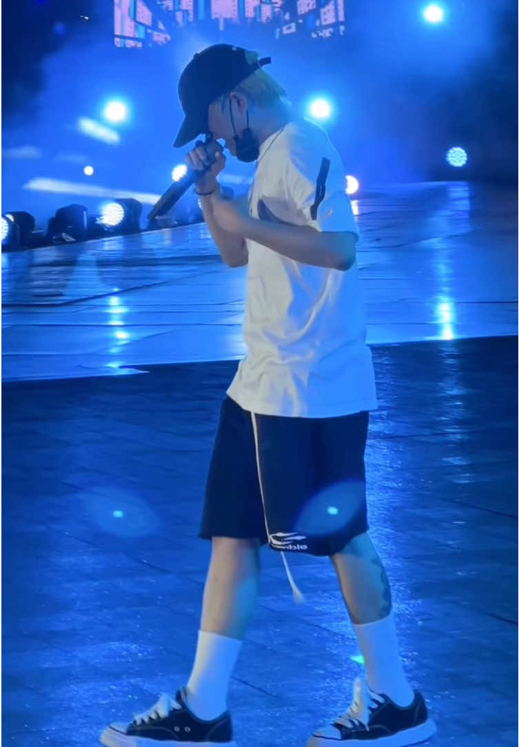 Cả nhà đã chuẩn bị lên đồ cháy cùng RHYDER và V CONCERT tối nay chưaaaaa ❤️‍🔥❤️‍🔥❤️‍🔥 #RHYDER #RHYDERdoroaiii 