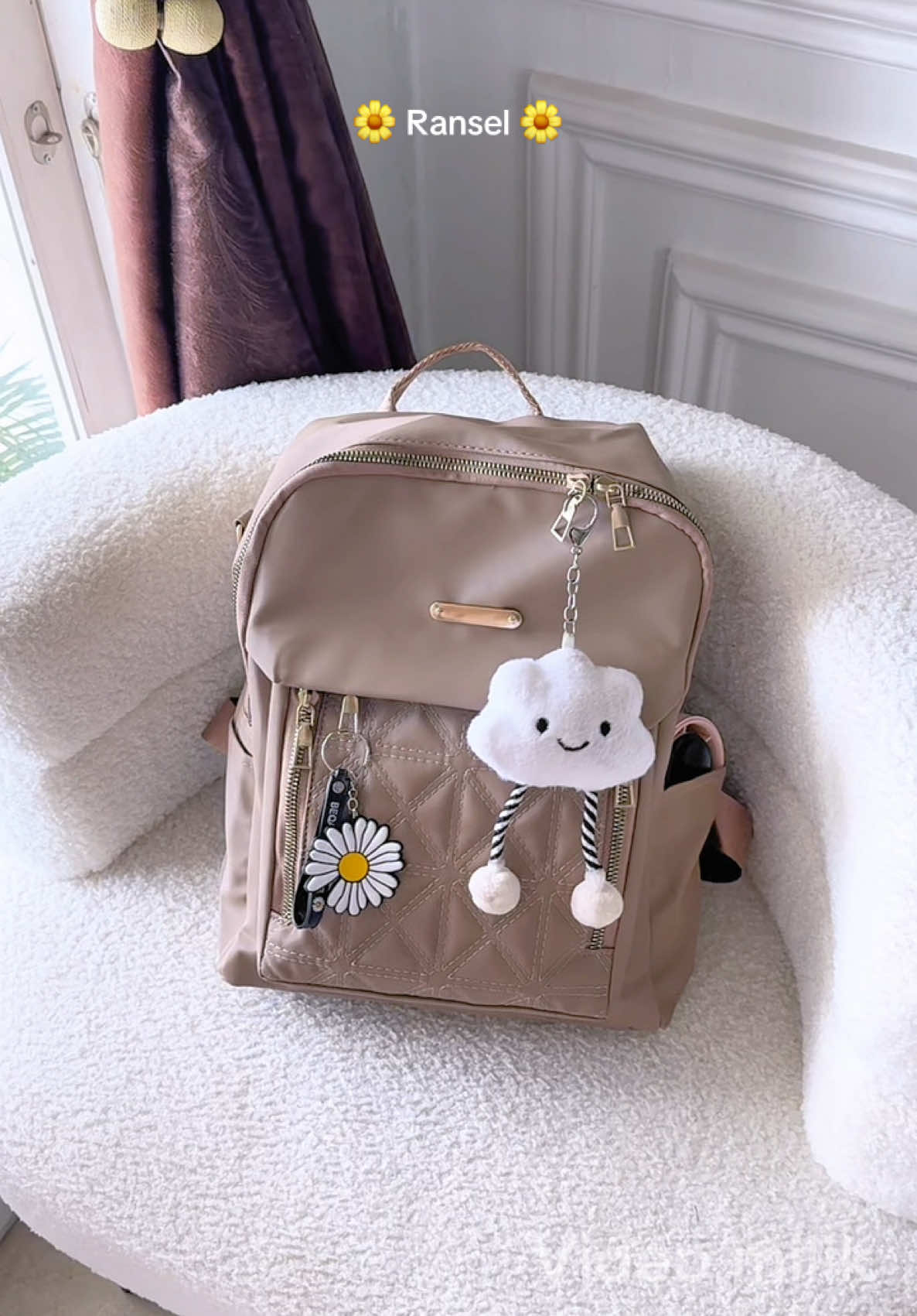 Cutie mini ransel 🌼🍂🤎 #taswanita #promomakanmerdeka #rekomendasitas #ransel #ranselsekolah 