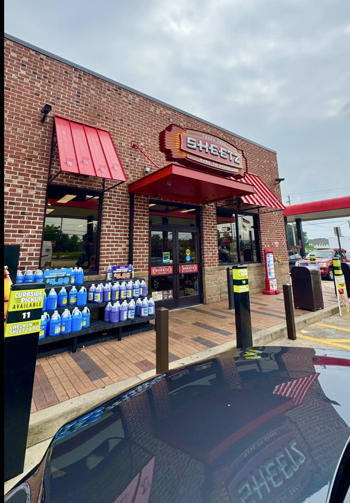 Idk what magic yall are working at this @Sheetz location, but keep working it ✨🔥🧼 #sheetz #sheetzrun #morgantownpa #pennsylvania