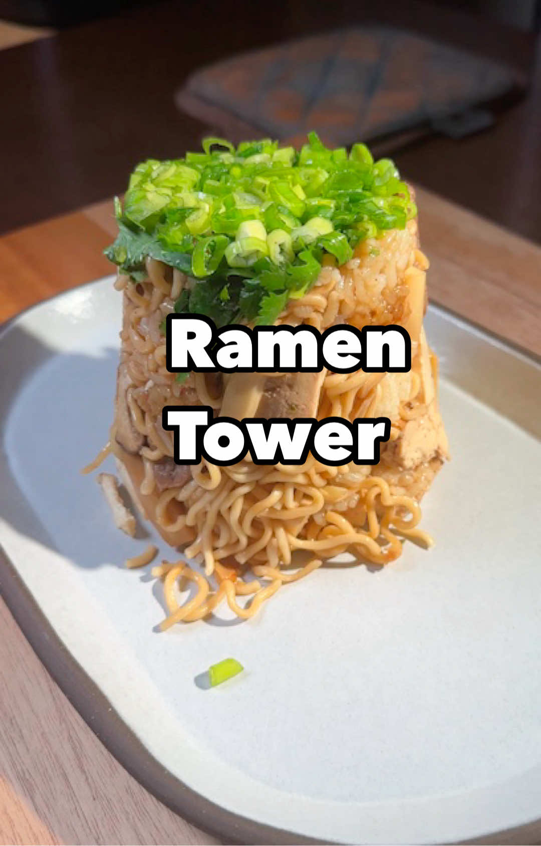 #RamenHack #RamenRecipes #RamenTower #VeganRamen #RamenLovers #VeganFood #Veganhackspod
