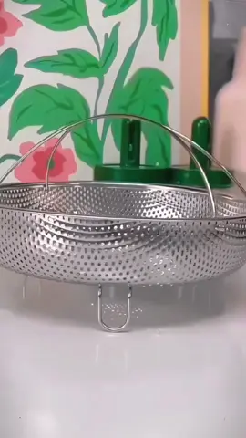 Stainless steel portable steamer drain basket, thickened stainless steel material, fine mesh, rice washing, vegetable washing, fruit steaming rice are all easy to use. Kitchen standing money#good items recommended#steaming cage rack#portable steaming cage#steaming cage#handle steaming cage#kitchen good items#Stainless Steel Food Steamer H