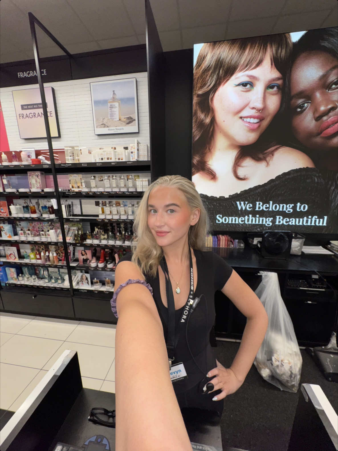 I’m a Sephora Beauty Advisor, let me de-influence you‼️🤞🏼👏🏼 Viral Makeup products NOT worth the money💸🚫❌ #sephoraemployee #viralmakeupproducts #brutallyhonest #honestreview #viralsephoraproducts 