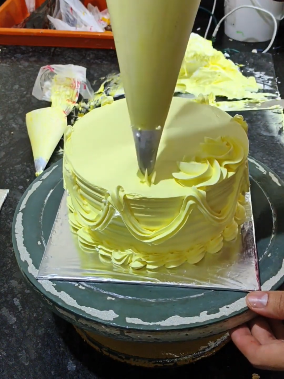 Beautiful Rasmalai Cake New Design#birthday #yummyfood #designtok #cake #cakedecorating 