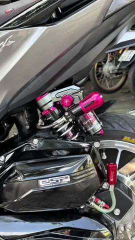 Phuộc Superfly cho Vario, Click, Vision, SHmode. Đẹp ghiền luônnnn #hailua71racingshop #thuylinh_hailua71 