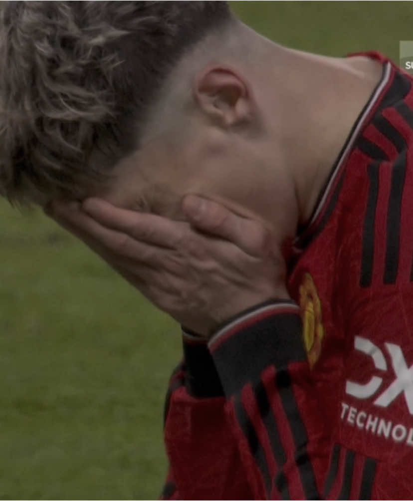 im gonna miss garna so much 💔🥲 he was meant to be our talent our starboy but unfortunately his ego got the better of him and his confidence dropped because of the fan base so sad he’s leaving ive always backed him and suppported him since the youth days 😪😪 #garnacho #fyp #manchesterunited #argentina #blowthisup #lilpeep #transfernews #chelsea  eye zoom edit football eye zoom edit garnacho edit man utd edit 