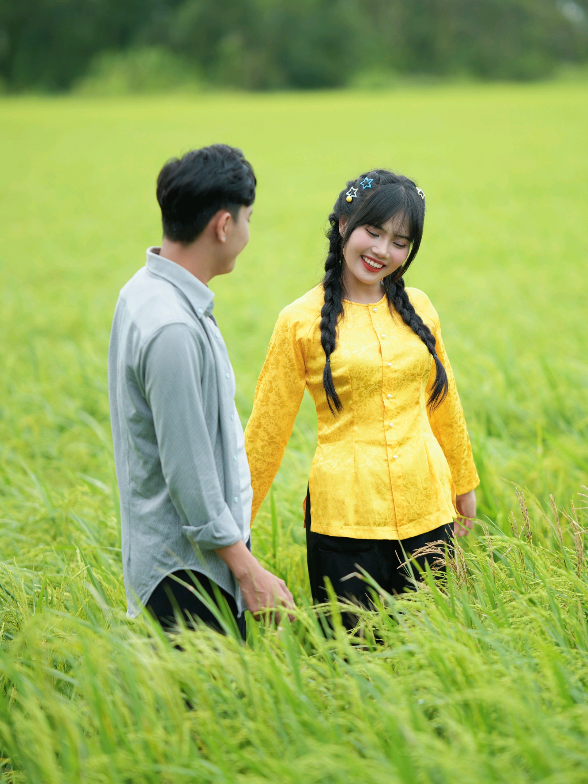 Canh tôm nấu với ruột bầu.. 19h ngày 