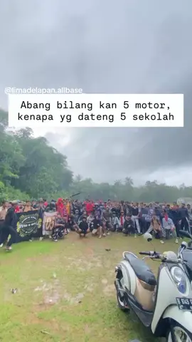 #limadelapan #lewatberanda #fypage #fy kaciw ah Ade Abang 🥺