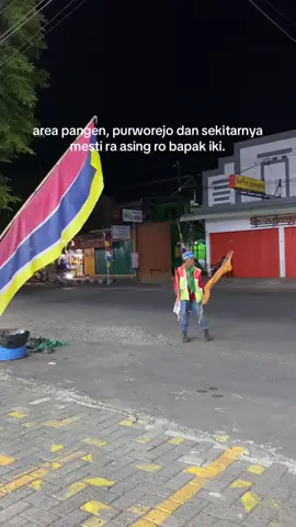 jare bapak e “ojo terlalu ngejar dunia” respect bolo🙏#purworejo24jam #alunalunpurworejo #purworejo #purworejojateng #purworejo #purworejojateng #purworejoku #purworejoberirama #sipalingpurworejo #pangenpurworejo #fyp #bapakbapak 
