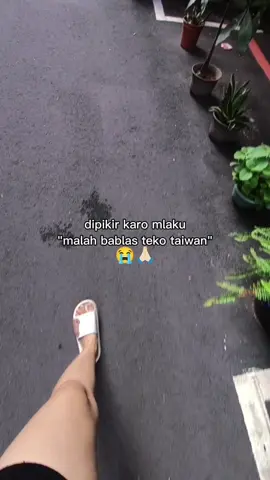 jalan nya terlalu jauh ini .. hehe #fypage  #taiwantaipei🇹🇼  #viraltiktok  #fyppppppppppppppppppppppp #indotaiwan🇮🇩🇹🇼 