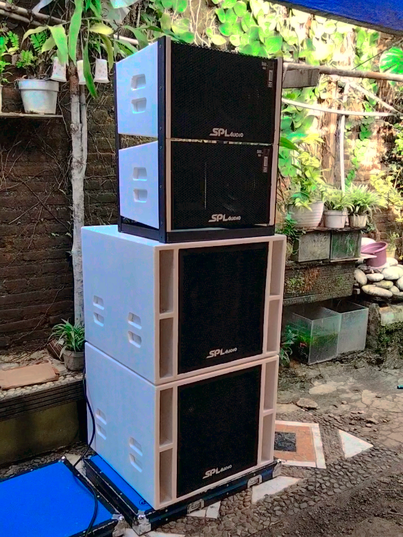 ready 8 jt an saja subwoofer 15 inch & line array 10 inch tweter  sound miniatur rumahan siap karaoke komplit power mixer pengerjaan & pengiriman dari Jepara info pemesanan langsung wa saja #soundhoregjawatimur #miniatursoundsystem #brewog_audio #ceksound #speakerbluetooth #soundkarnaval #speakermurah 