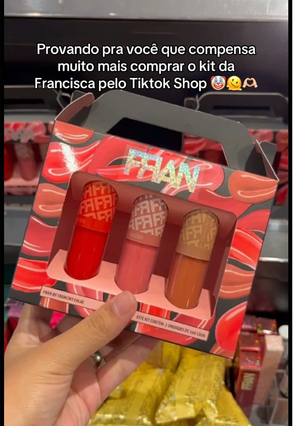 Quase caio pra tras quando vou nas lojas 😂🥹 obrigada tiktok shop 🩷 #francinyehlke #maquiagem #gloss #comprinhas 