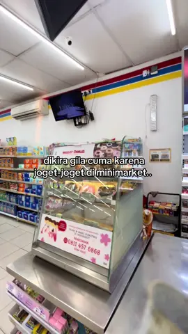 gila korea #hearts2hearts 
