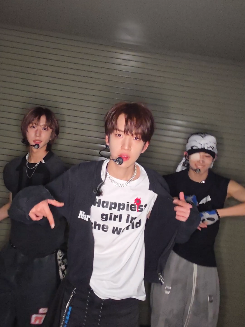 ༘⋆₊ ⊹★🖤๋࣭ ⭑⋆｡˚ #IDID #아이딧  #JANGYONGHOON #장용훈  #KIMMINJAE #김민재  #PARKWONBIN #박원빈 