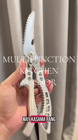 Napaka useful talaga neto, Multifunctional Kitchen Scissors ! #kitchenscissor #scissors #cookingtools #multifunctionalscissors #stainlesssteel #fyppppppppppppppppppppppp #fyp 