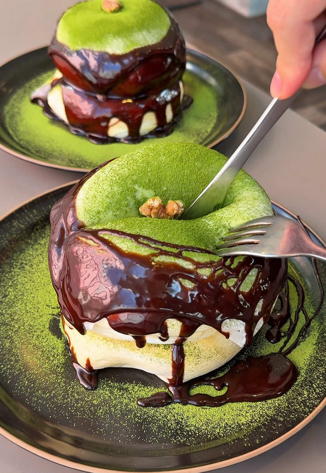 ふわふわすぎる“抹茶&チョコ”大福パンケーキ🥞   福岡で一番人気なパンケーキ専門店🥞 ふわふわの極圧な生地の中に、 濃厚チョコソースを詰めたボリューミーなパンケーキ🤤 もちもちな求肥が乗ってて、満足度高め !! さらにチョコレートソースのトッピングも チョコ好きなら、もうたまらない…..！！ 九州・福岡旅行の時は絶対に行って欲しいから、保存しといて🏷️ －－－－－－－－－－－－－－－ 動画の商品はこちら↓ 🥞チョコ大福パンケーキ1,200円 🍵抹茶大福パンケーキ1,200円 －－－－－－－－－－－－－－－ 🗾【店名】カフェスタンド 10.8 （cafe stand 10.8） 📍【住所】福岡県久留米市通町107-13 💤【定休】火曜日 ⏰【営業時間】11:00〜20:00 💰【料金】1,000円〜 －－－－－－－－－－－－－－－ \ The fluffiest matcha & chocolate daifuku pancakes 🥞🍵🍫 / Fukuoka’s most popular pancake shop — and for good reason. These ultra-thick, fluffy pancakes are filled with rich chocolate sauce and topped with chewy gyuhi mochi for the ultimate satisfaction 🤤 You can go full chocolate with the Choco Daifuku Pancake, or enjoy the earthy sweetness of the Matcha Daifuku Pancake — either way, chocoholics and matcha lovers are in heaven. If you’re visiting Kyushu, this spot is a must. Save it now 🏷️ －－－－－－－－－－－－－－－ 🥞 Choco Daifuku Pancake – ¥1,200 🍵 Matcha Daifuku Pancake – ¥1,200 【Cafe Stand 10.8】 📍 107-13 Torimachi, Kurume, Fukuoka ⏰ 11:00–20:00 / Closed Tuesdays 💰 From ¥1,000 #福岡スイーツ #福岡グルメ #福岡カフェ #Japanesefood #japanfood #japantrip #japantravel 