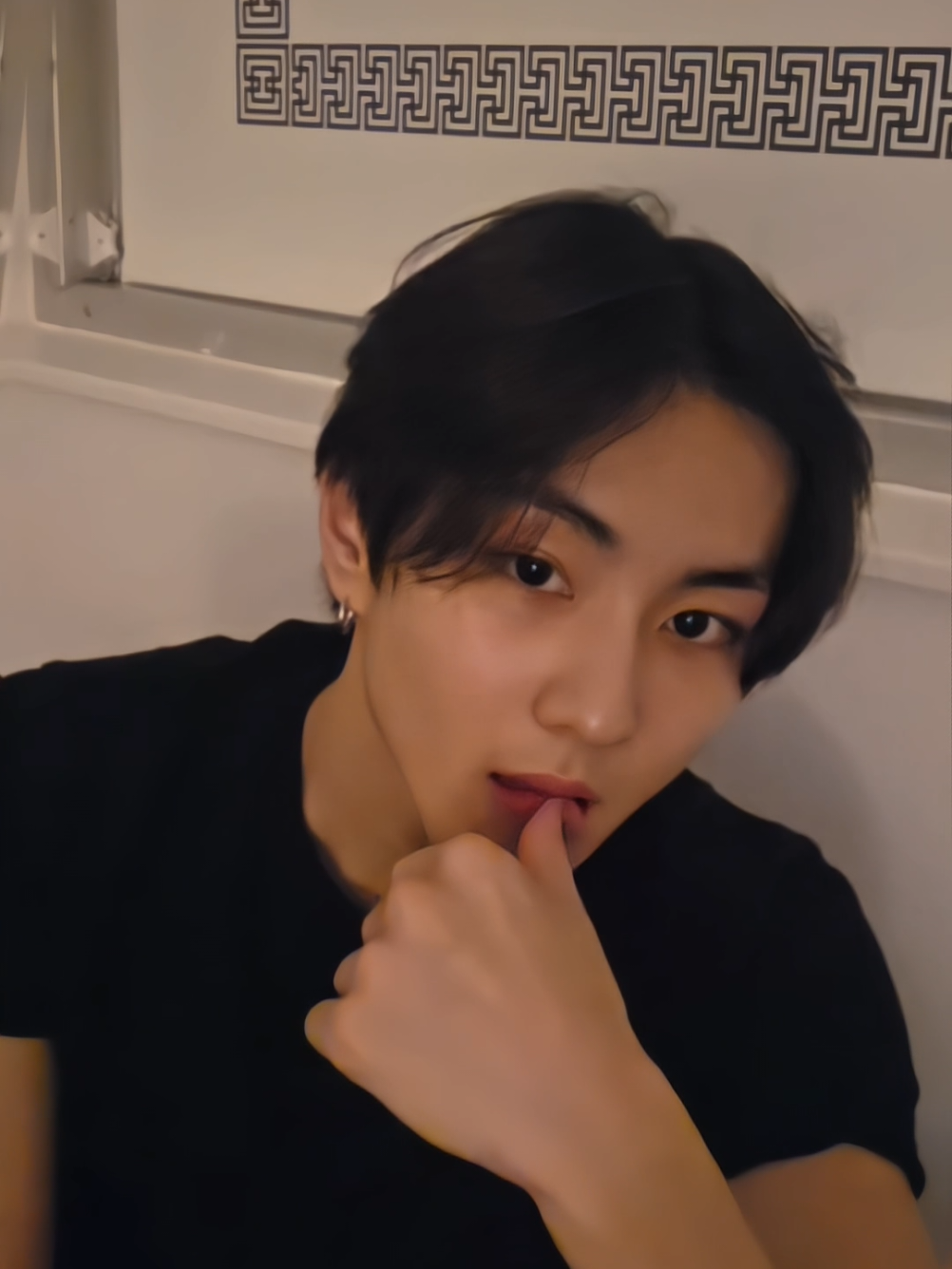 jungwon + kaos item ✋️😭 #jungwon #enhypen #fyp 