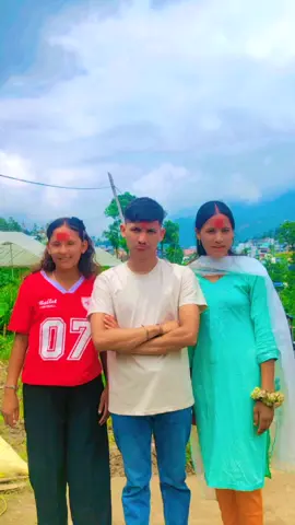 @RAKSHABANDHAN2082  Missing all the sister's ♥️♥️