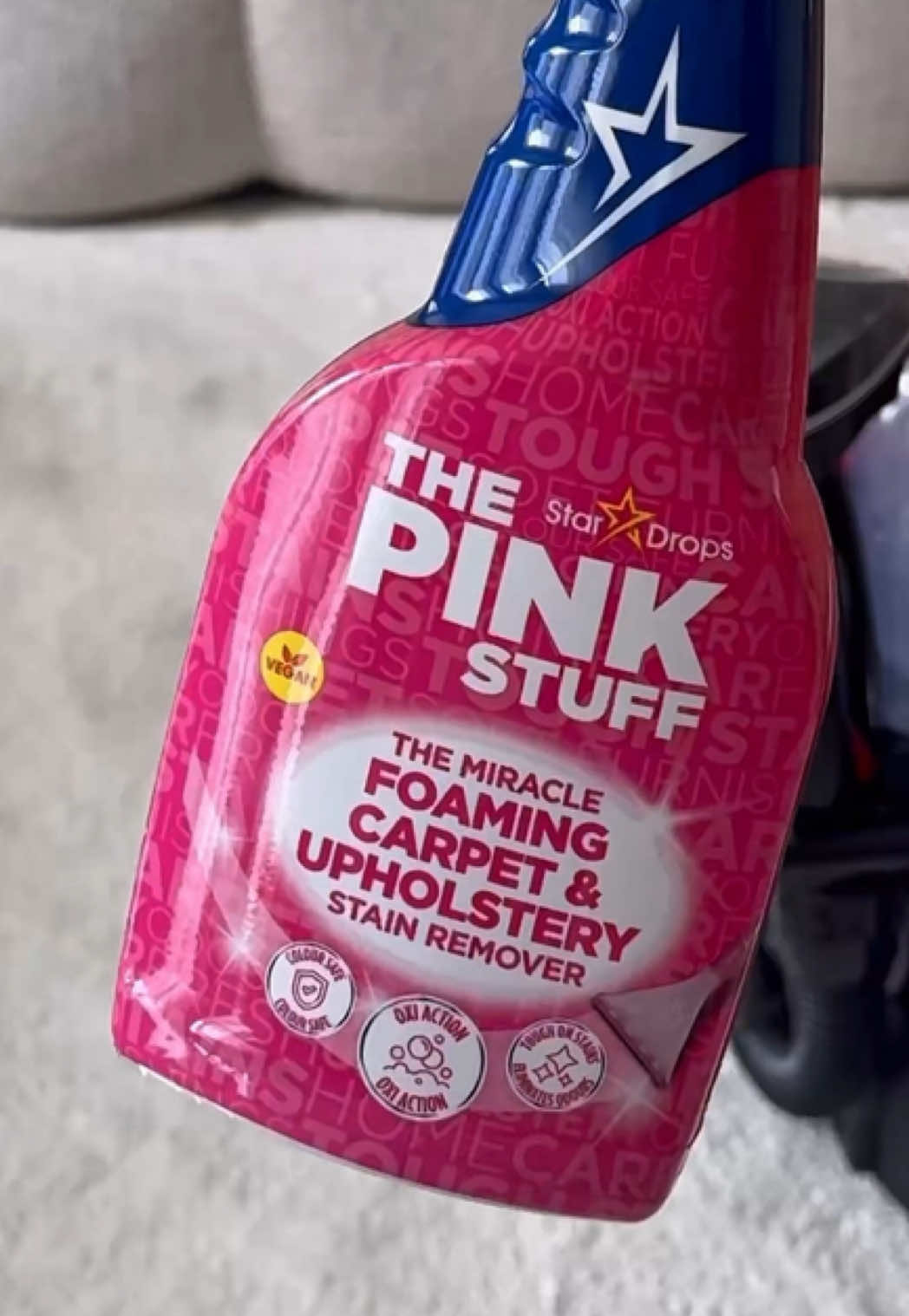 Stains be GONE with The Pink Stuff Foaming Carpet & Upholstery Cleaner 💞💪🏼🫟 🎥: @Kayleigh Taylor @Beckie & @Ellinor ✨🏡🫧  #cleaning #CleanTok #cleaningmotivation #thepinkstuff #pinkstuff #cleaningtiktok #stainremoval 