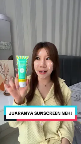 Kalau azarine emang andalan nya sunscreen gel ini hihi #sunscreenazarine #azarinesunscreen 