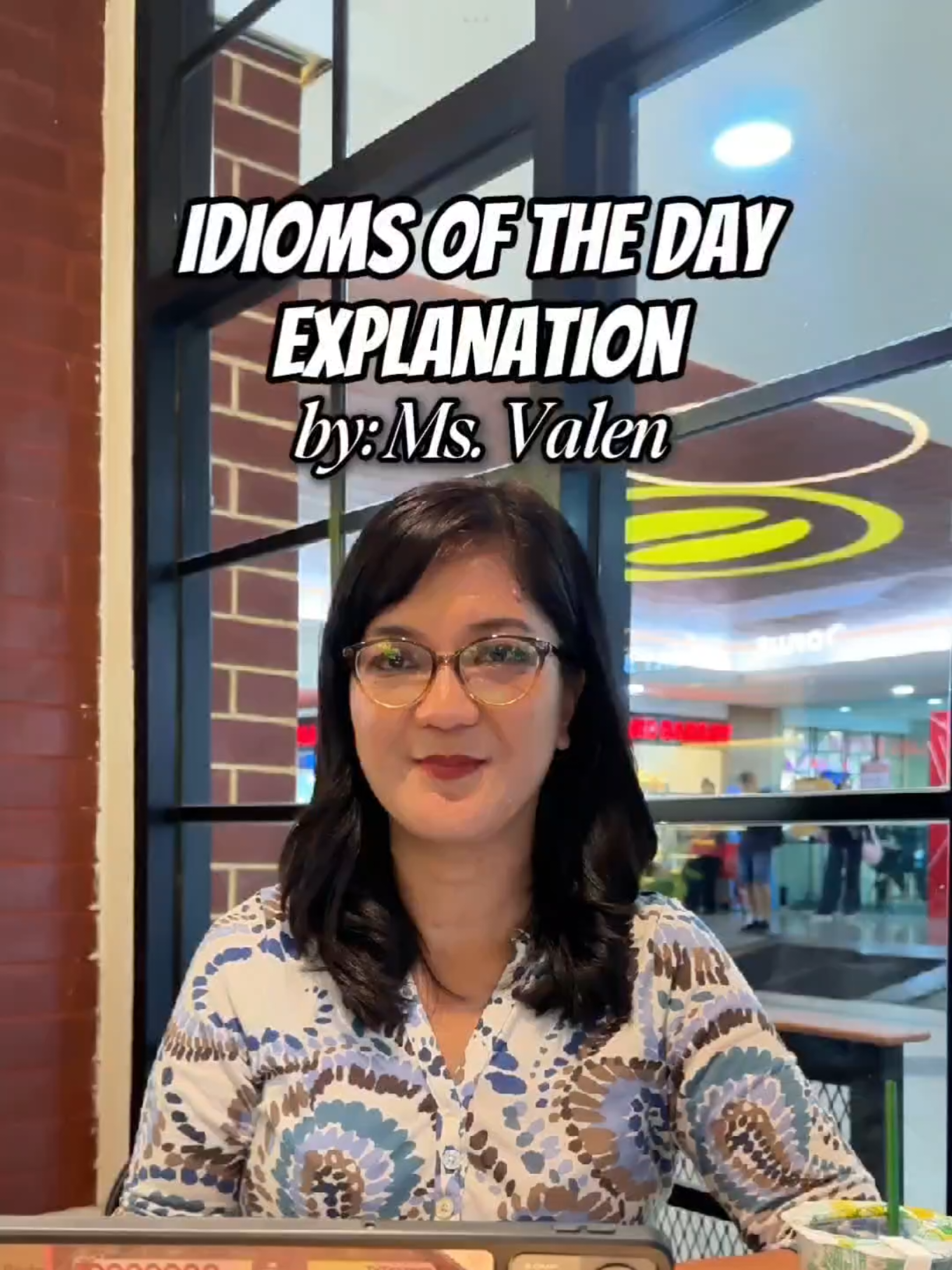 Are you taking idioms literally? Some English idioms sound funny if you translate them word-for-word — and that’s why many people get confused! In this episode 6 of English for Indonesians (EFI), we explain simple idioms that are often misunderstood, and reveal their real meaning so you can sound more natural when speaking. Kamu sering menerjemahkan idiom secara harfiah? Beberapa idiom bahasa Inggris terdengar lucu kalau diterjemahkan kata per kata — dan inilah yang sering bikin orang bingung! Di episode 6 ini, English for Indonesians (EFI) menjelaskan idiom-idiom sederhana yang sering disalahartikan, beserta makna sebenarnya, supaya kamu bisa terdengar lebih natural saat berbicara. 📞 Learn English the smart way — contact us: 📱 081511728969 📧 engforindonesians@gmail.com 🌐 www.englishforindonesians.com 📸 Instagram: @englishforindonesians ▶️ YouTube: @englishforindonesians 🎵 TikTok: @englishforindonesians #EnglishForIndonesians #BelajarBahasaInggris #KursusBahasaInggris #KarierGlobal #EFI #TOEFL #IELTS #BahasaInggrisUntukKarier #bahasainggris #belajar #pendidikan #education #beasiswa #lpdp 