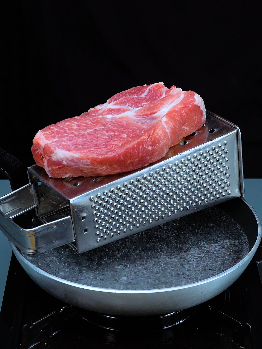 Ingenious method of cooking pork that everyone should know! Ingredients onion: 300 g (11 oz) black pepper: 2 g (0.1 oz) salt: 2 g (0.1 oz) soy sauce: 50 ml (1.7 fl oz) butter: 50 g (1.8 oz) garlic: 30 g (1.1 oz) pork neck: 2 kg (4 lb) water: 2 l (68 pt) black pepper: 2 g (0.1 oz) salt: 2 g (0.1 oz) honey: 30 g (1.1 oz) vegetable oil: 50 ml (1.7 fl oz) butter: 50 g (1.8 oz) mustard: 80 g (2.8 oz) black pepper: 2 g (0.1 oz) salt: 2 g (0.1 oz) Additionally mustard: 50 g (1.8 oz) lemon juice: 20 ml (0.7 fl oz) black pepper: 2 g (0.1 oz) salt: 2 g (0.1 oz) potatoes: 300 g (11 oz) water: 1 l (34 pt) scallions: 50 g (1.8 oz) dill: 20 g (0.7 oz) Sauce vegetable oil: 50 ml (1.7 fl oz) garlic: 8 g (0.3 oz) lemon: 1 pc