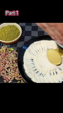 طريقة عمل القشطة المنزلية لحشوة الكنافة والحلاوة الجبن وكتير حشوات #قشطة #قشطة_الحلويات #وصفات_سهله #حلويات_سريعه 