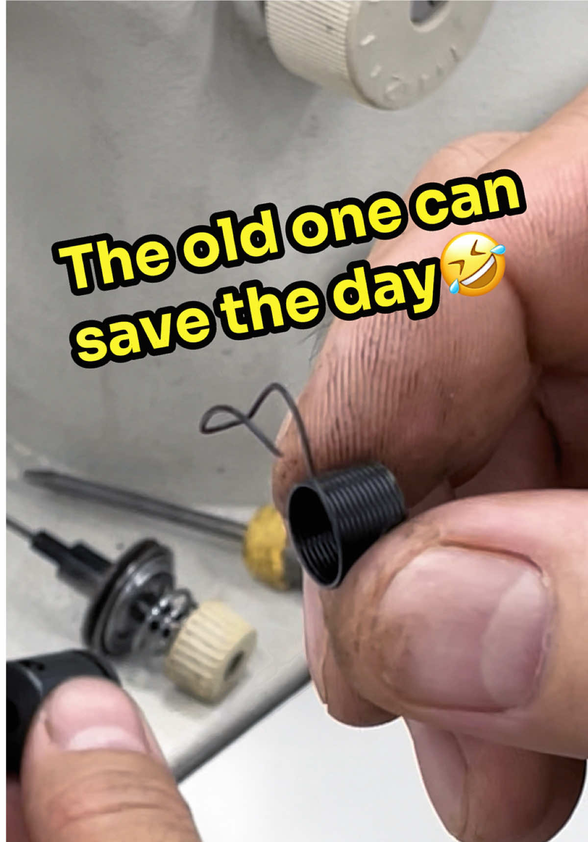 Maybe he can save the day and too much money 🤣 #sewingtiktok #sewingmachine #sewingtips #sewinglife #sewing #sewingmachinerepair #sewingtutorial #maymay #maymayentrata 