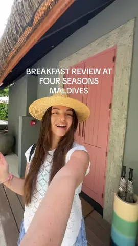 Clearly in breakfast heaven here, and that view 😍 #fourseasonsmaldives #maldivesbreakfast #breakfastbuffet #maldives #dayinmylife #visitmaldives #maldivestrip  #madivesfood #luxurytraveladvisor #luxurytravel #traveltiktok #breakfast 