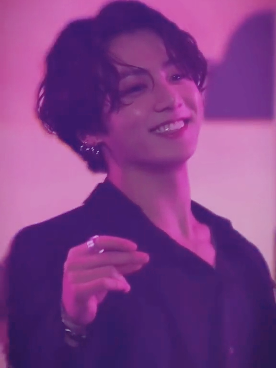 JK ❤️‍🔥 @AbjkMRstY  #jungkook #jk #jeonjungkook #hot #goodboy #badboy  #golden #bts #brsarmy 
