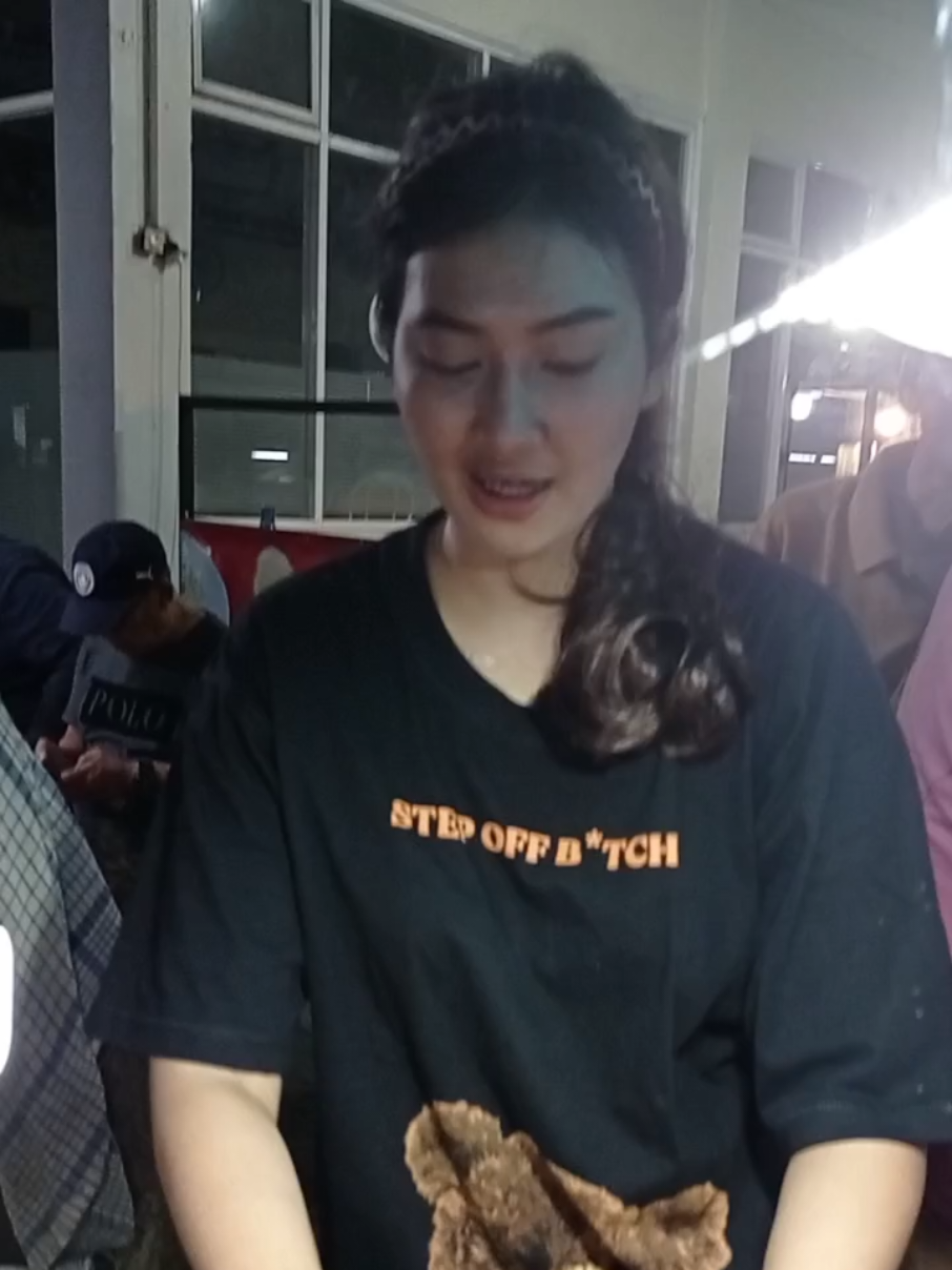KAKAK BERADIK KOMPAK JUALAN TAHU TEK jln MONGINSIDI A2 NO 16 SIDOARJO BUKA 18.00-HABIS