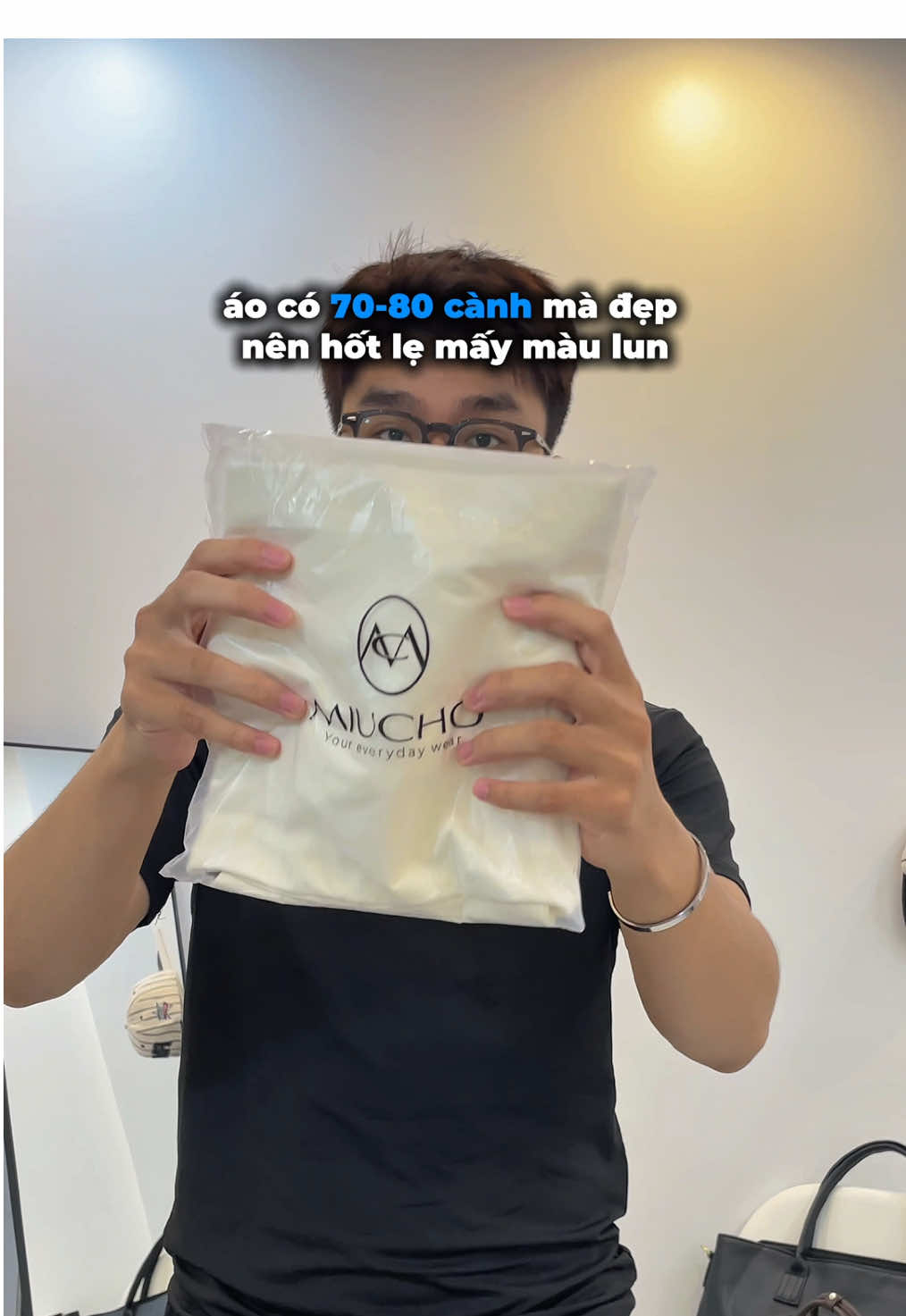 nhìu màu đẹp mà mặc thích lắm lun #thoitrangnam #outfits #fashion #xuhuong 