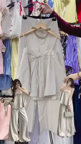 #ស្អាតខ្លាំងណាស់🥰 #ថតផ្ទាល់ស្អាតៗសាហាវម៉ង😊🥰 #មានស្តុកស្រាប់🛍📌 #ម៉ូតកំពុងពេញនិយម #tiktok #foryou 