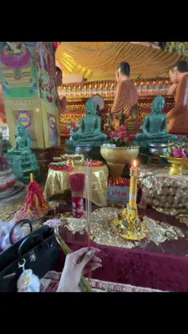 ថ្ងៃសីល 🙏🌷🪷✨ 09.08.2025•សូមបុណ្យកុសលដែលខ្ញុំបានធ្វើ🪷 សូមលាងអោយស្អាតកម្មពីអតីតកាល🌸បេីជាតិនេះខ្ញុំនៅជំពាក់កម្មអ្នកណាទៀត សូមសងអោយអស់ត្រឹមពេលនេះ 🧘‍♂️សូមអោយខ្ញុំជួបតែក្តីសុខ🌷សុំផ្សងជួបតែមនុស្សល្អៗ🌷និងទៀងត្រង់🌷នឹងស្មោះត្រង់🌷នឹងខ្ញុំ🌷គ្រប់ៗជាតិ👏🪷🤍សុំឱ្យខ្ញុំរកលុយបានច្រើនរៀងរាល់ថ្ងៃ🙏🏻💸💰💵#中国 #西港 #台灣🇼🇸 #China #上海 #广东 #taiwan #0324mytest #勇敢一點，選擇自己的人生路 #CapCut #tik 